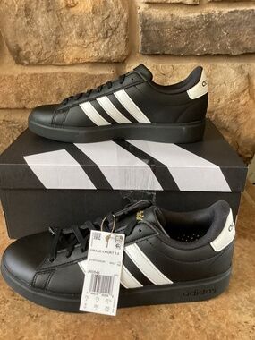 Adidas Grand‎ Court 2.0 Men 8 Black Sneakers JR0546 New In Box